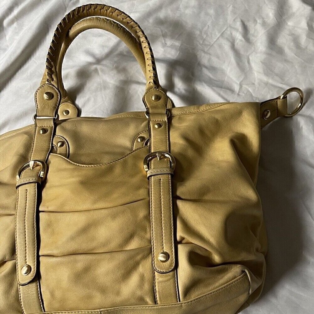B makowsky leather Women’s handbag Gold Yellow Metal Hardware Touch Medium Bag